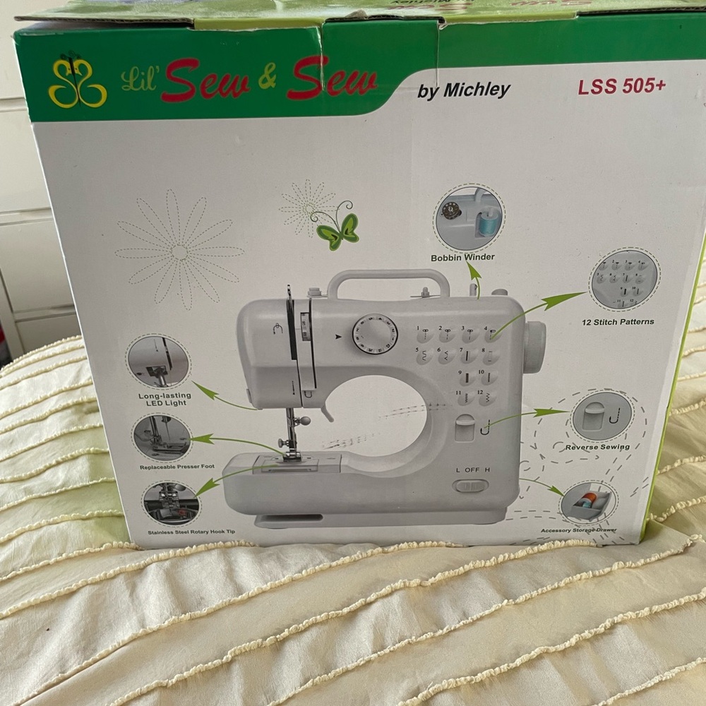 Michley Lil' Sew & Sew LSS 505+ Sewing Machine